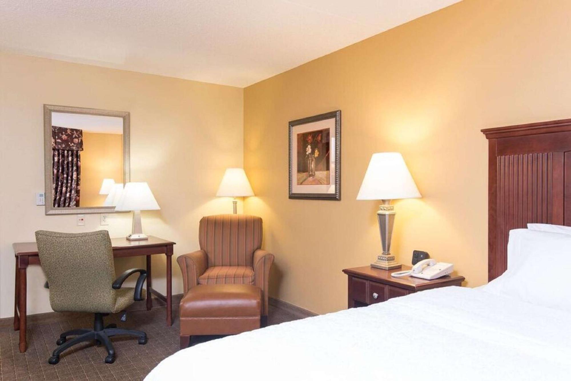 Hampton Inn Schenectady Downtown Εξωτερικό φωτογραφία
