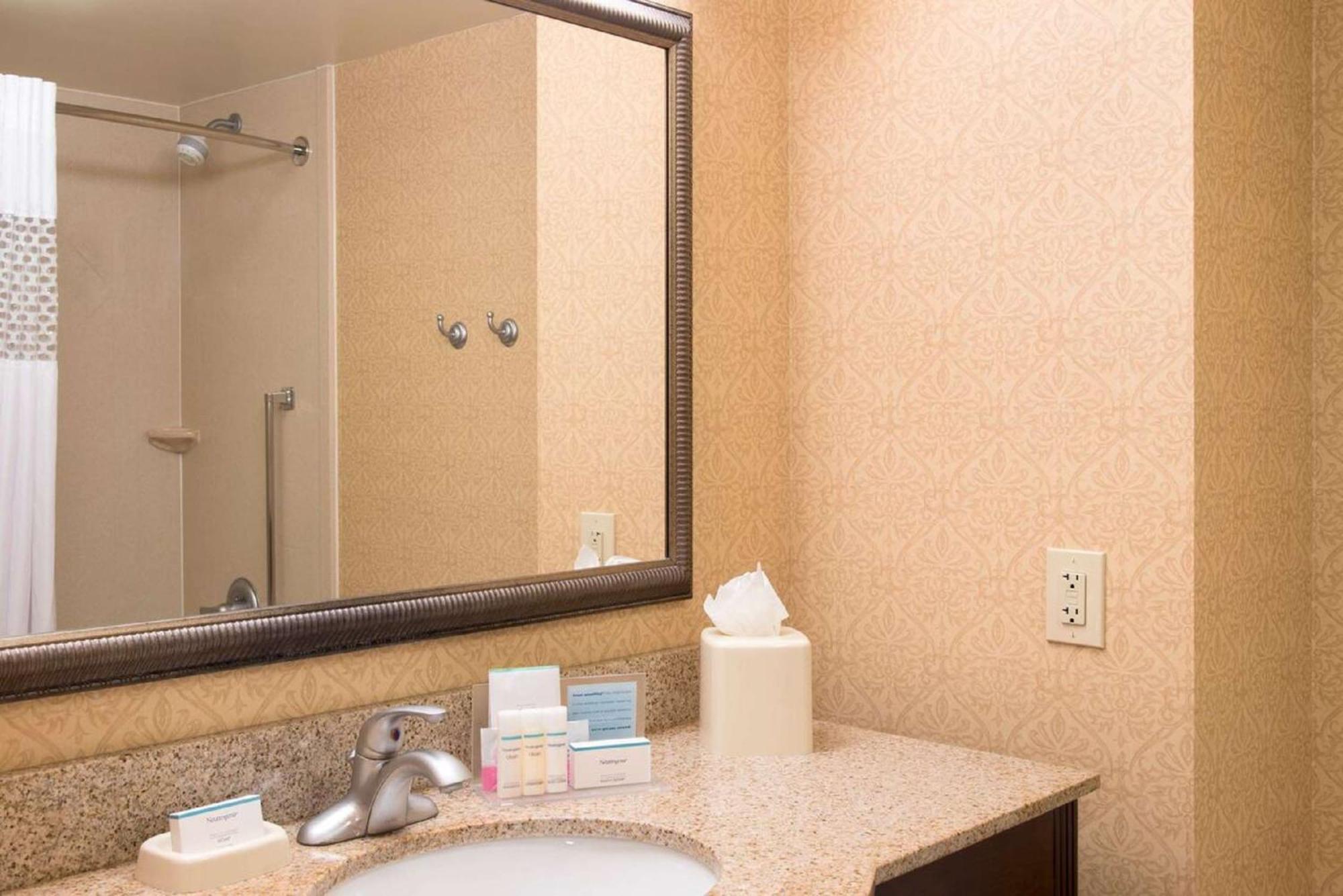 Hampton Inn Schenectady Downtown Εξωτερικό φωτογραφία