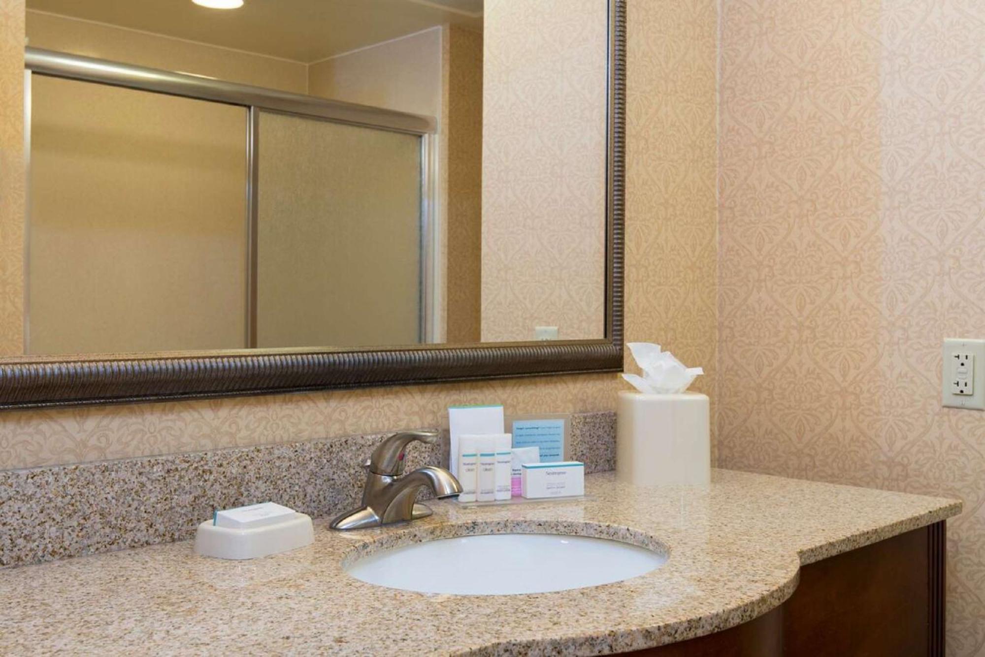 Hampton Inn Schenectady Downtown Εξωτερικό φωτογραφία