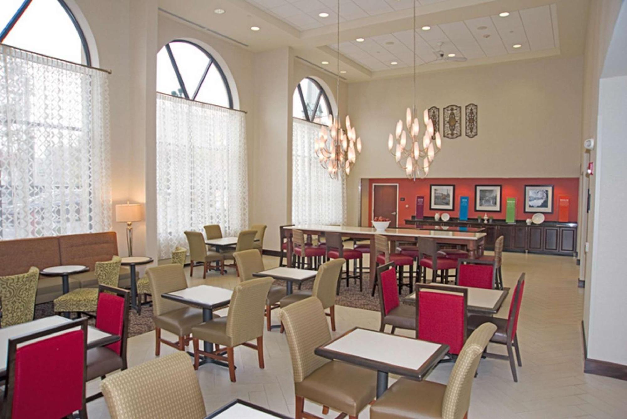 Hampton Inn Schenectady Downtown Εξωτερικό φωτογραφία