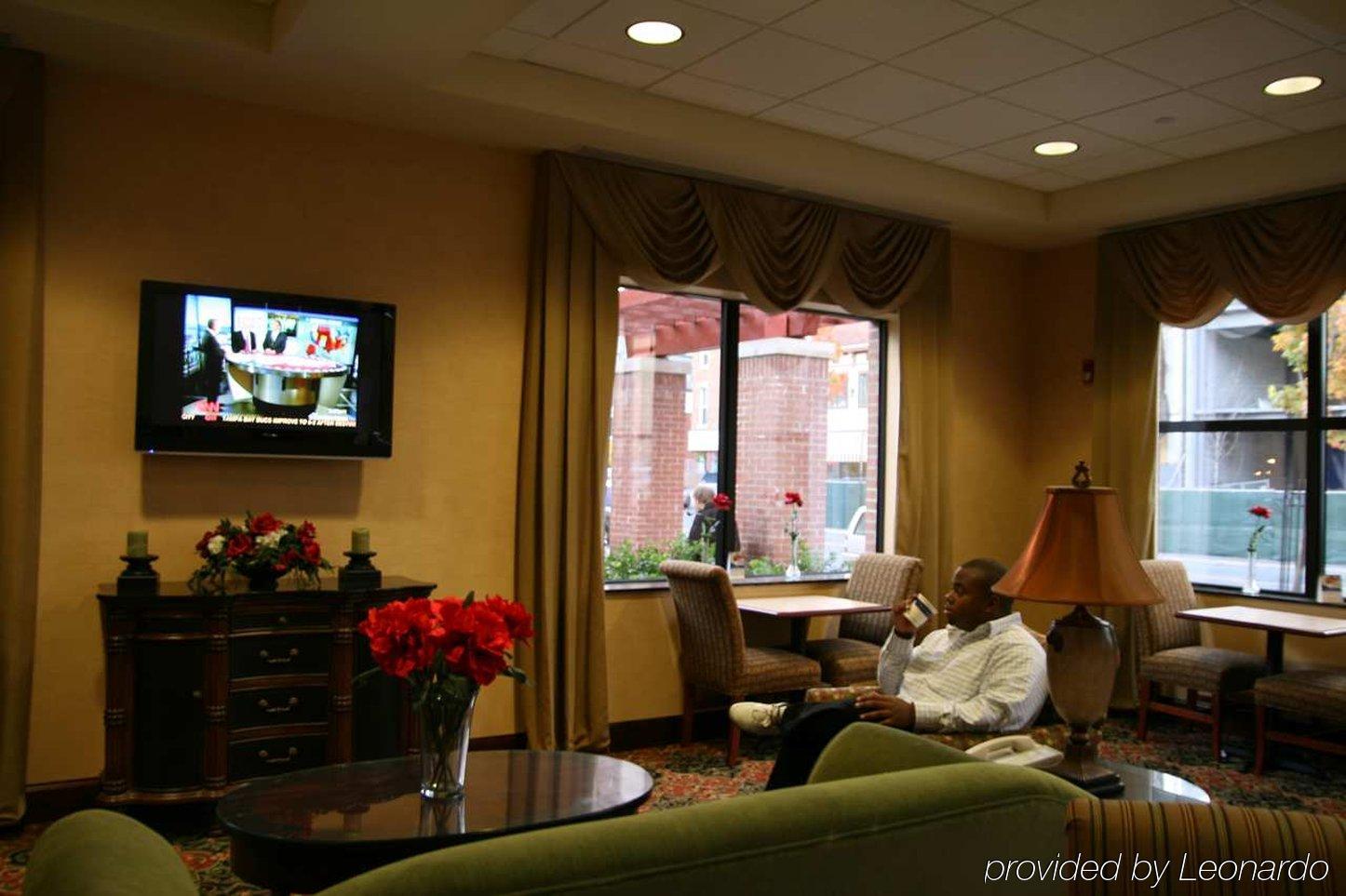 Hampton Inn Schenectady Downtown Εξωτερικό φωτογραφία